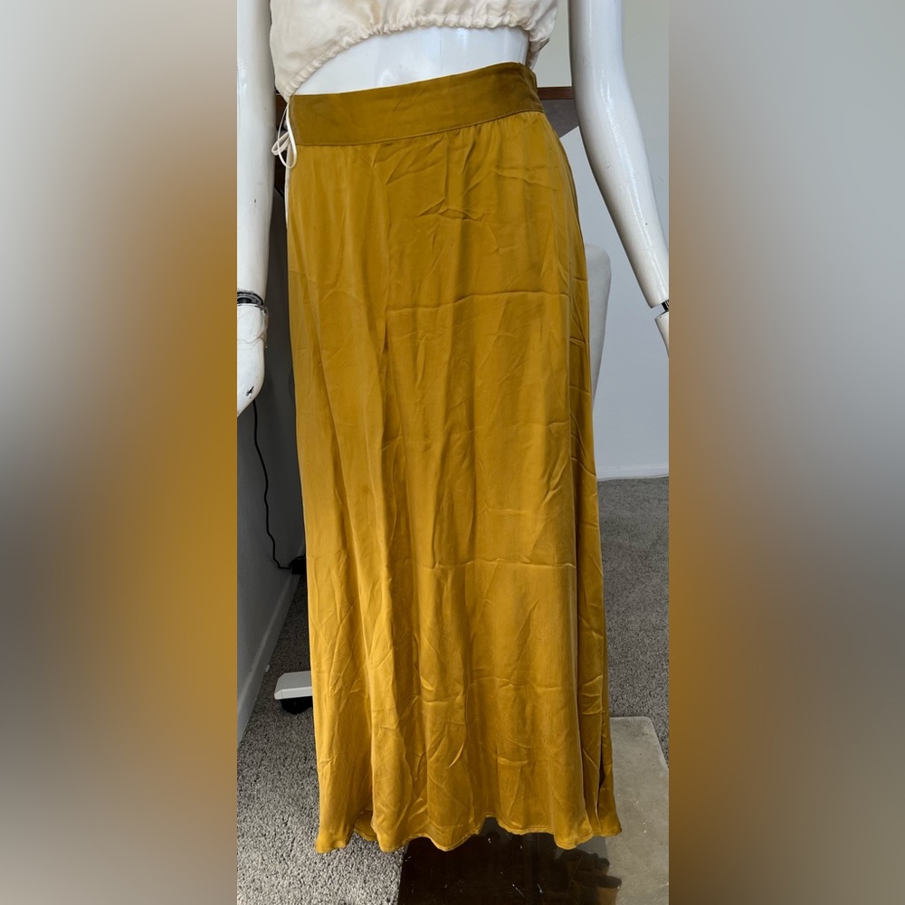 Amour Vert Gold Blaze Midi Skirt Yellow Cupro Silk- SUPER CUTE! - Picture 2 of 14
